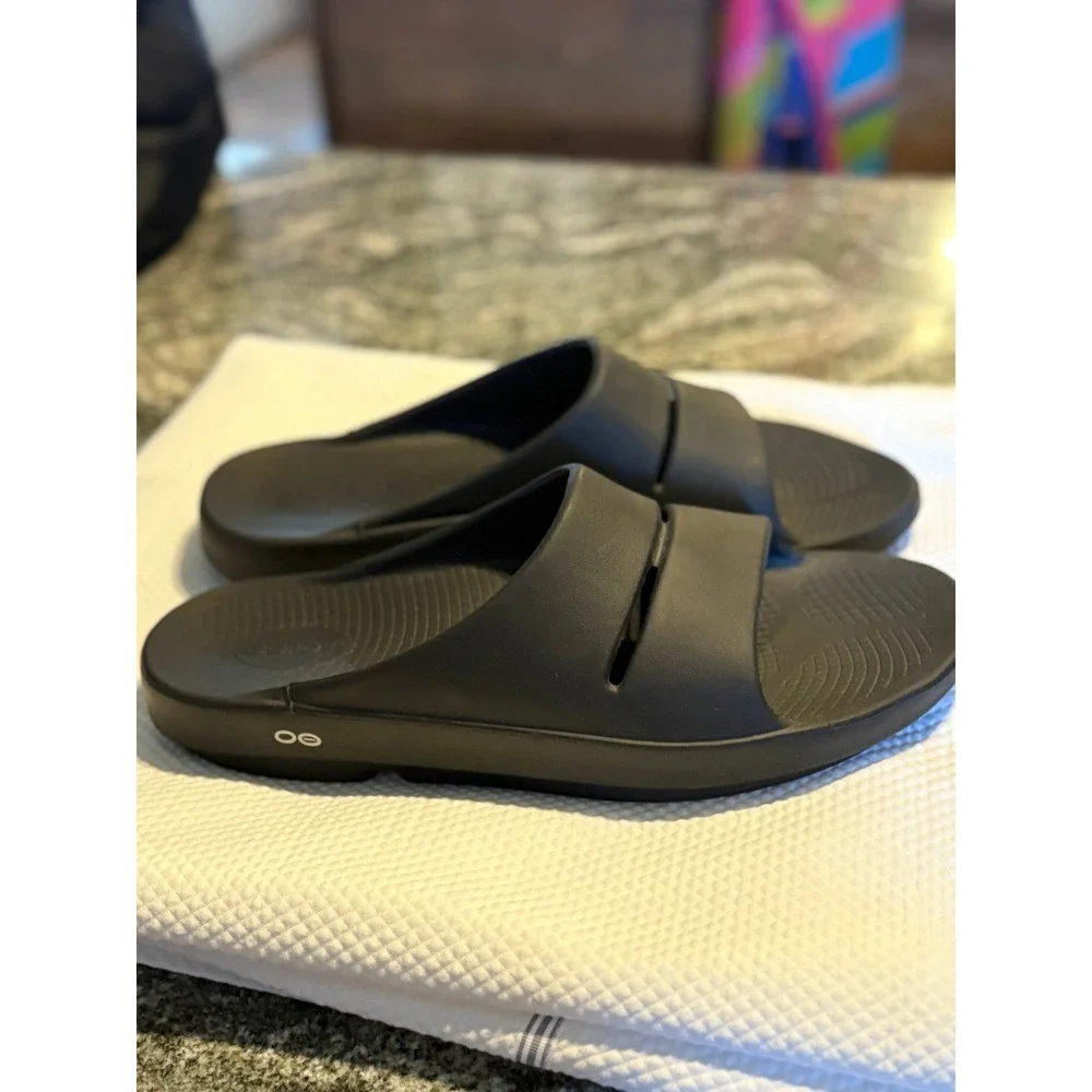 OOFOS OOAH Slides Mens Size M13‎ W15 EU 46 Black Comfort Recovery Sandals